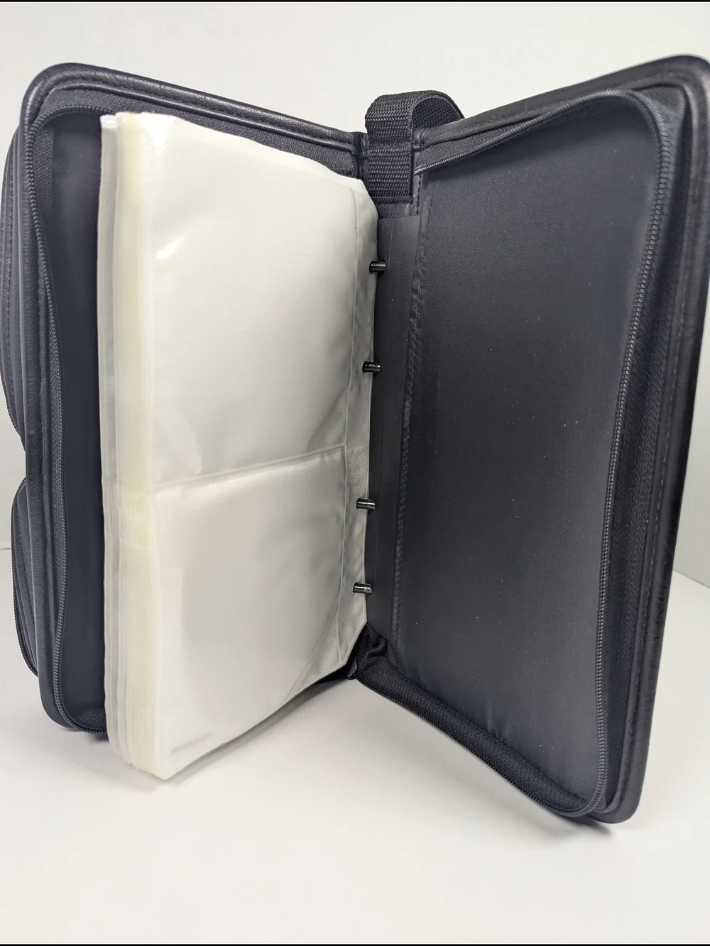 Case Logic Black Faux Leather CD Case & CD Player Holder Carrier